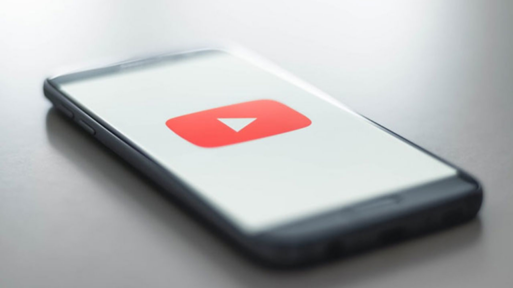 youtube adopts a popular feature